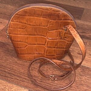 Cristian: Italian Leather - Crocodile Pattern Crossbody Purse: Very Nice